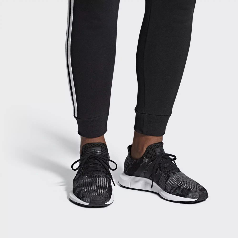 Adidas Swift Run Tenis Negros Para Hombre (MX-25720)